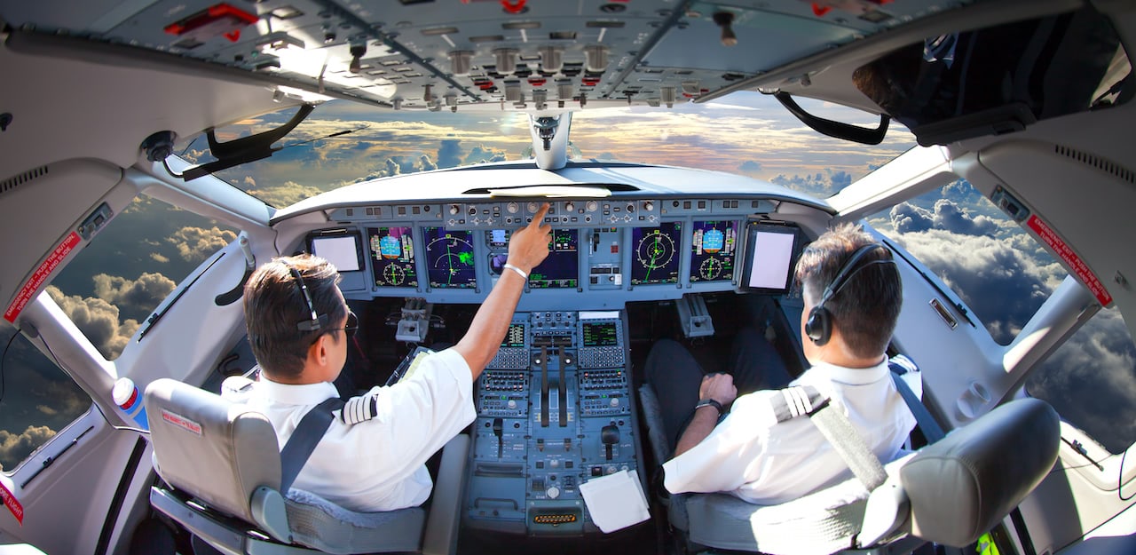 Pilot d'Aviació Comercial Comercial i Operacions Aèries - URV Centre adscrit