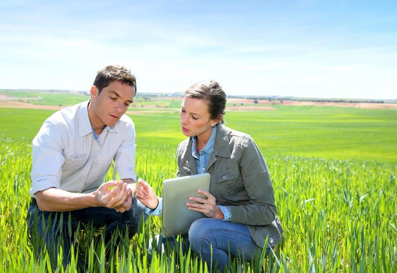 Auxiliar d'Operacions Sostenibles a la Indústria i al Medi Agrari
